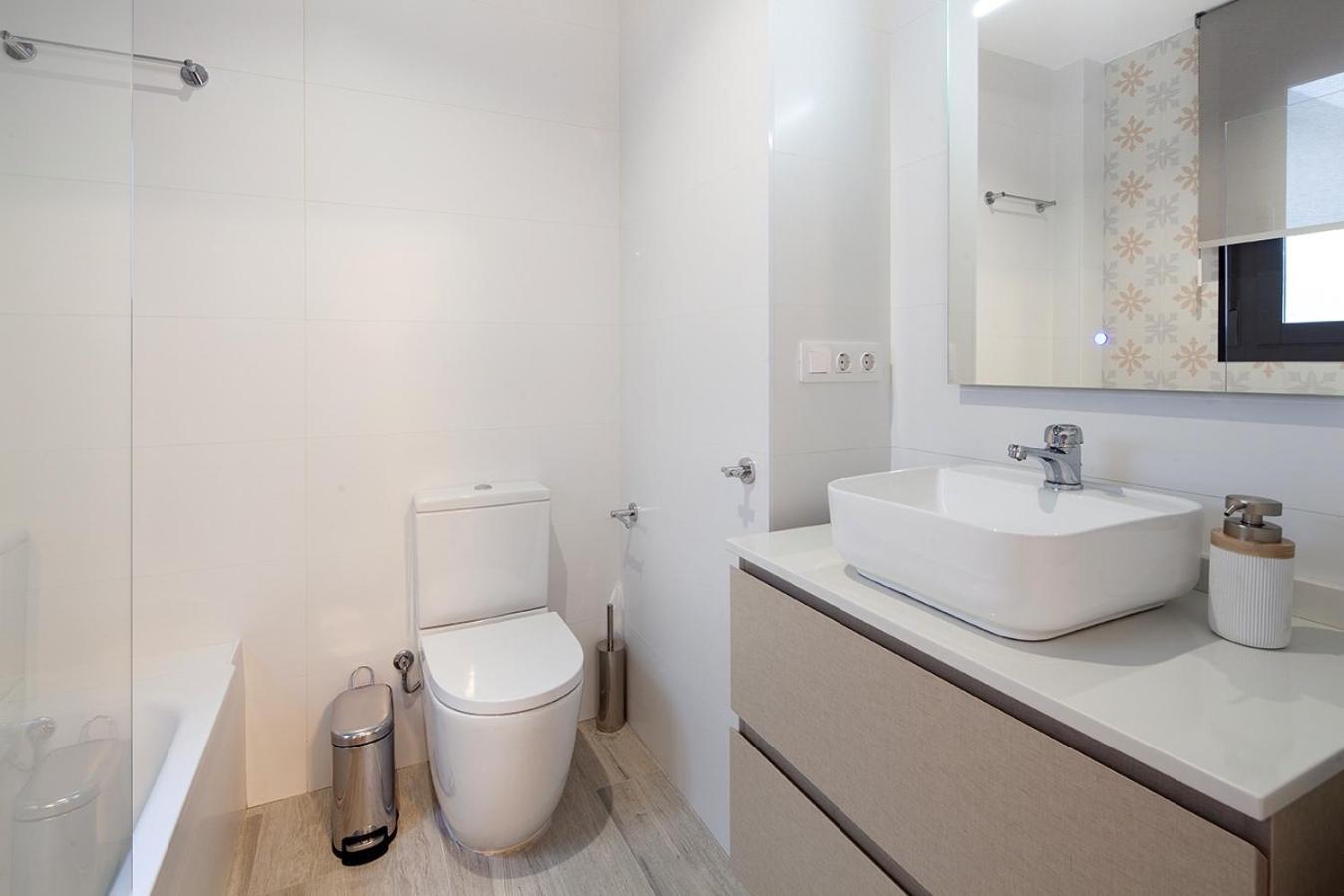 Espectacular Piso En Nervion Apartamento *